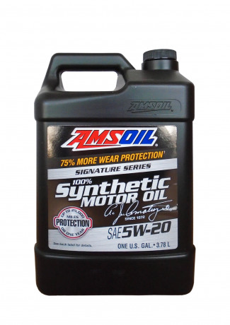Моторное масло AMSOIL Signature Series Synthetic Motor Oil SAE 5W-20